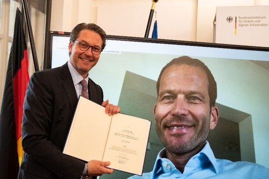 uebergabe_foerderbescheid_scheuer